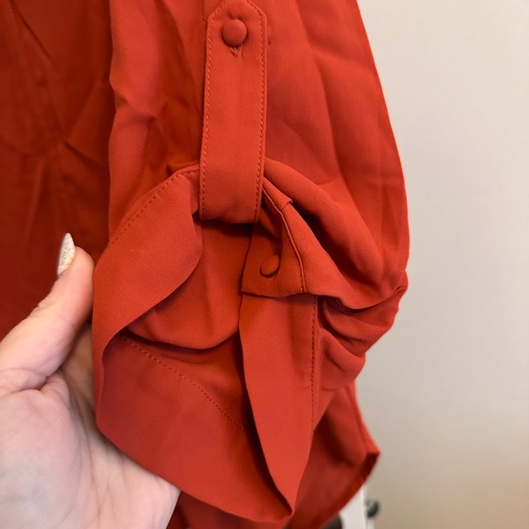 Split neck 3/4 sleeve burnt orange top - Picture 3 of 7
